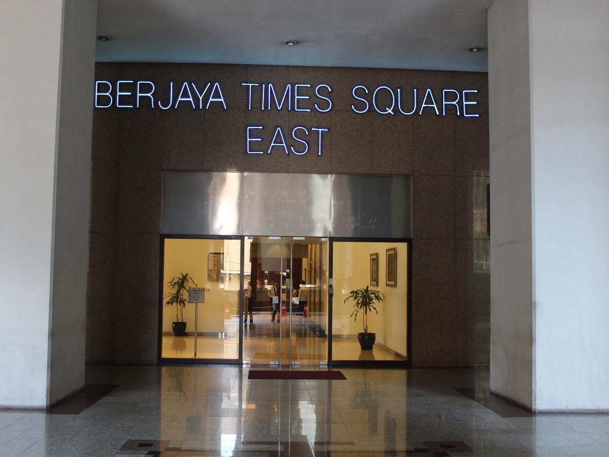 Times Square Service Suites Куала-Лумпур Экстерьер фото